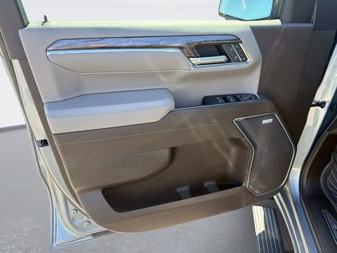 Used 2024 Chevrolet Silverado 1500 LTZ w/ LTZ Premium Package image 19