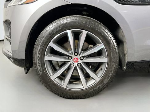 Used 2023 Jaguar F-PACE S AWD/4WD image 32