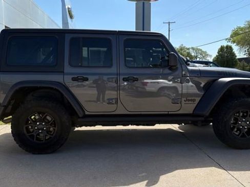 Used 2024 Jeep Wrangler Unlimited Sport AWD/4WD image 14