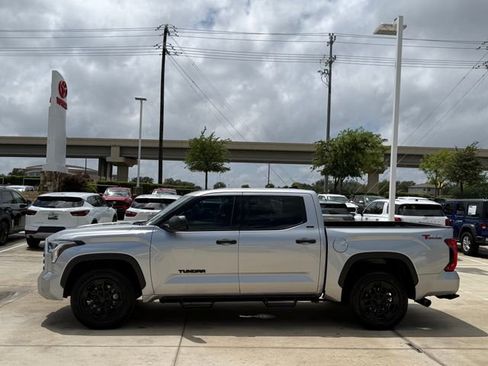 Used 2023 Toyota Tundra SR5 RWD image 8
