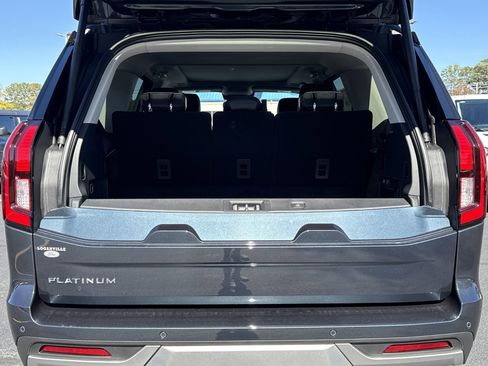 New 2025 Ford Expedition Platinum w/ Driver's Package image 23