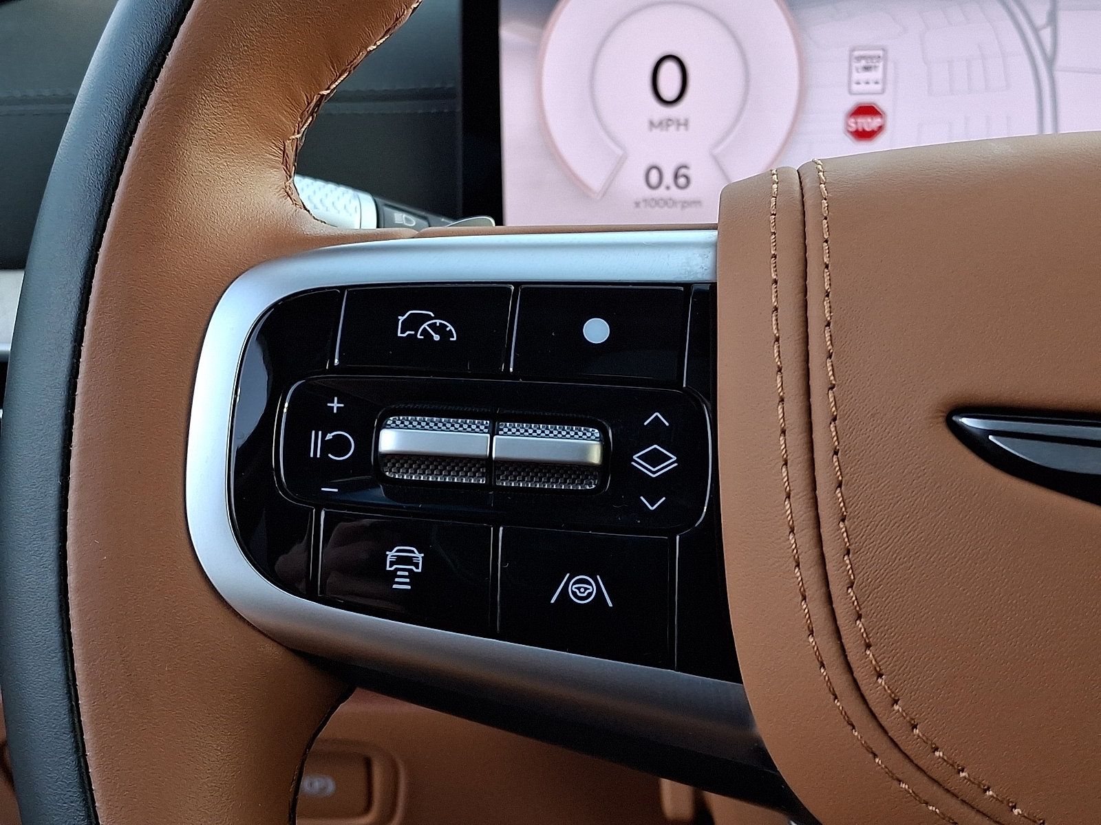 Certified 2025 Genesis GV80 3.5T Prestige AWD/4WD image 23