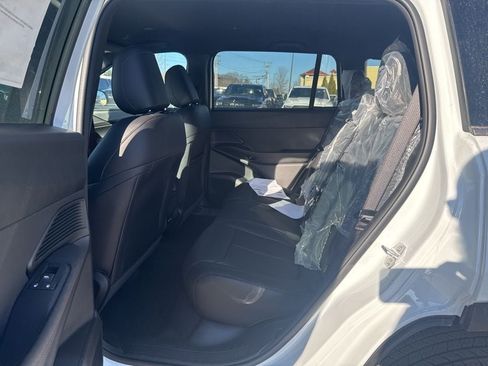 New 2026 Jeep Cherokee Limited image 23