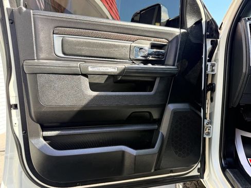 Used 2018 RAM 3500 Laramie Longhorn image 19