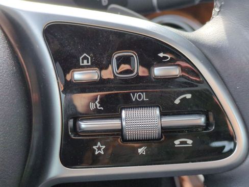 Used 2019 Mercedes-Benz E 300 image 19