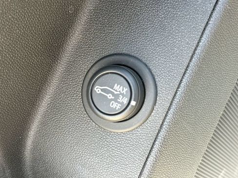 Used 2024 Chevrolet Equinox LT w/ LPO, Floor Liner Package FWD image 53