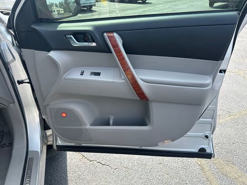 Used 2008 Toyota Highlander Limited image 14