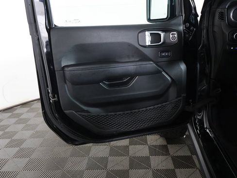 Used 2022 Jeep Wrangler Unlimited Rubicon 4xe image 19