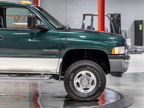 Used 2001 Dodge Ram 2500 Truck 4x4 Quad Cab image 19