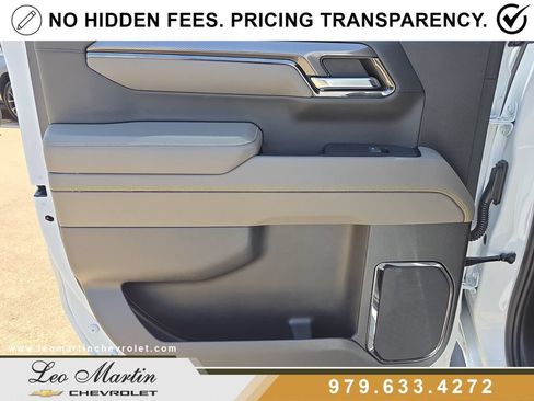 Used 2023 Chevrolet Silverado 1500 ZR2 w/ Technology Package AWD/4WD image 13