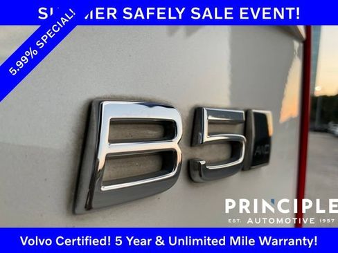 Certified 2024 Volvo XC90 B5 Core AWD/4WD image 30