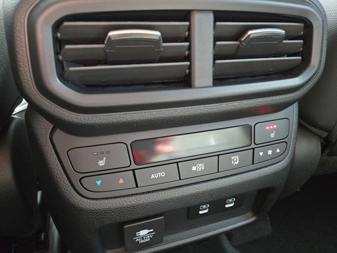 New 2026 Honda Pilot Elite image 9