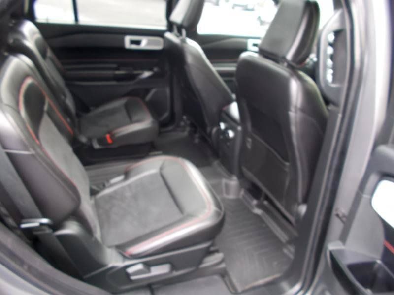 Used 2022 Ford Explorer ST-Line RWD image 23
