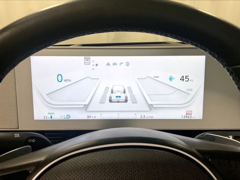 Used 2022 Hyundai Ioniq 5 Limited image 26