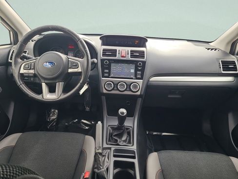 Used 2017 Subaru Crosstrek 2.0i Premium image 18