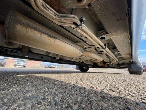 Used 2012 GMC Acadia SLT image 17