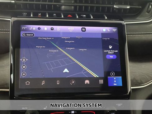 Used 2024 Jeep Grand Cherokee L Limited w/ Luxury Tech Group II image 3