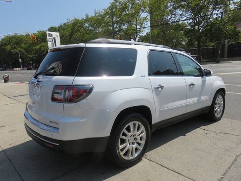 Used 2016 GMC Acadia SLT w/ Premium Edition image 3