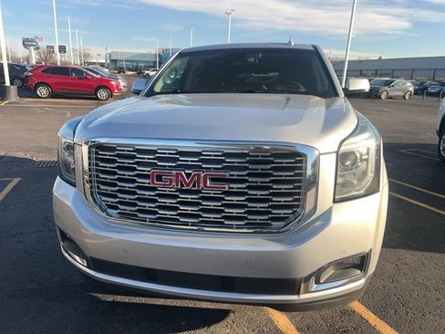 Used 2018 GMC Yukon Denali image 7