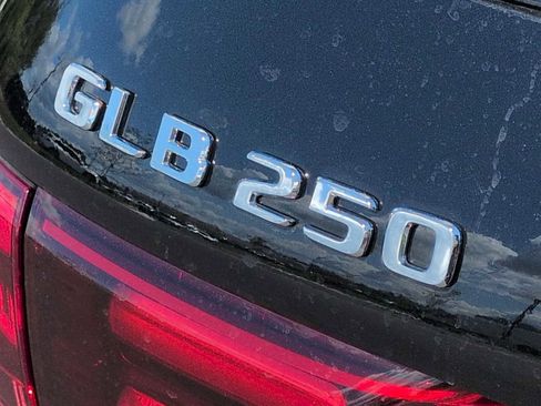 New 2026 Mercedes-Benz GLB 250 4MATIC image 13