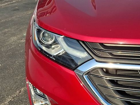 Used 2019 Chevrolet Equinox LT AWD/4WD image 9