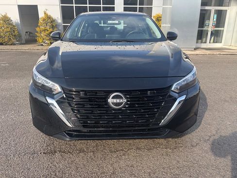 Used 2025 Nissan Sentra SV w/ All-Weather Package image 5