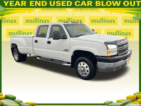 Used 2005 Chevrolet Silverado 3500 LT w/ Heavy-Duty Power Package image 1