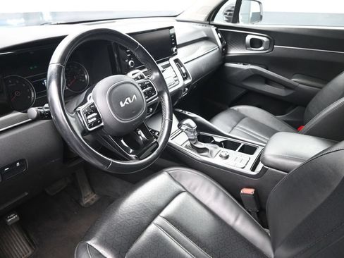 Used 2022 Kia Sorento S FWD image 20