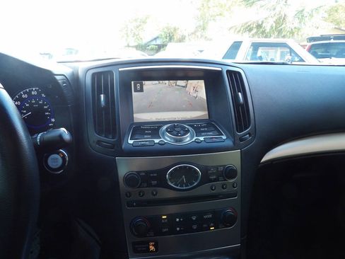 Used 2013 INFINITI G37 Journey w/ Premium Pkg RWD image 7