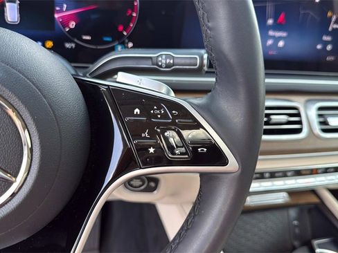 Used 2024 Mercedes-Benz GLE 450 4MATIC image 18