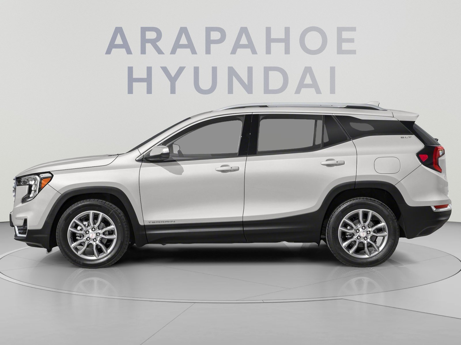 Used 2022 GMC Terrain SLT AWD/4WD image 3