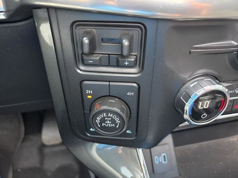 Used 2021 Ford F150 Lariat w/ Equipment Group 502A High AWD/4WD image 32