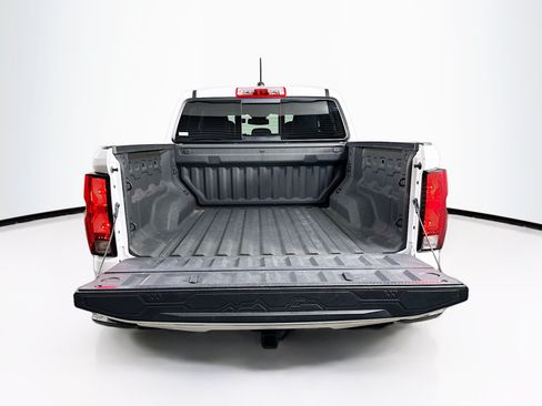 Used 2023 Chevrolet Colorado LT w/ LT Convenience Package II RWD image 27