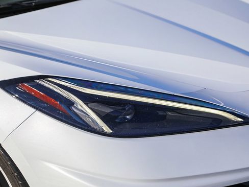 Used 2021 Chevrolet Corvette Stingray image 8