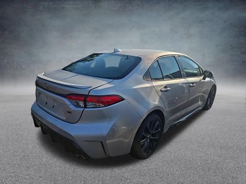 Used 2025 Toyota Corolla SE FWD image 7