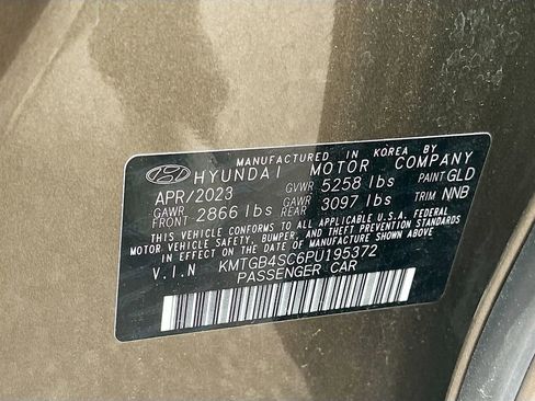 Used 2023 Genesis G80 2.5T AWD/4WD image 29