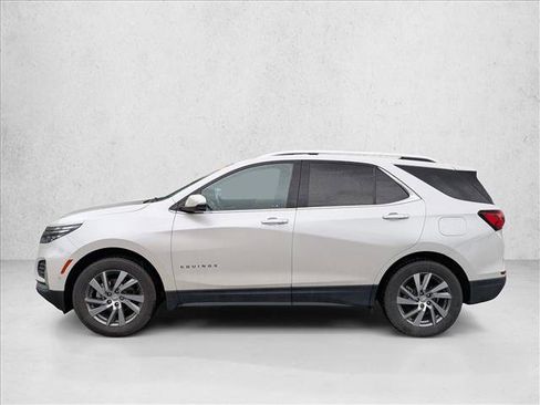Used 2022 Chevrolet Equinox Premier AWD/4WD image 8