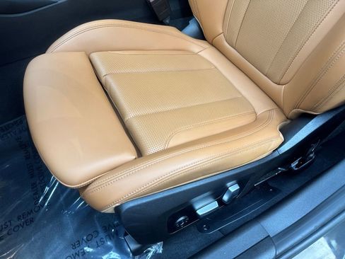 Used 2023 BMW 330e xDrive w/ Premium Package AWD/4WD image 30