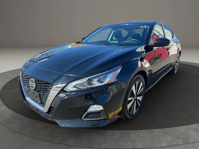 Used 2021 Nissan Altima 2.5 SV