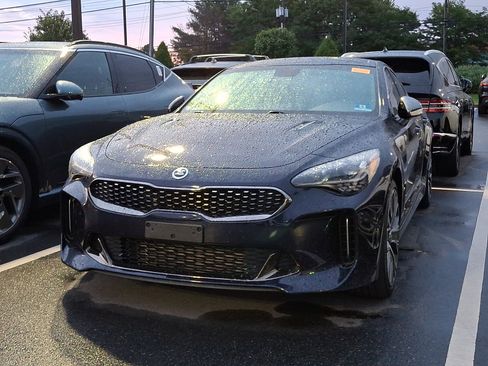Used 2020 Kia Stinger GT AWD/4WD image 4