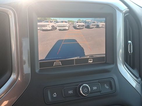 Certified 2025 Chevrolet Silverado 2500 Custom w/ Custom Value Package AWD/4WD image 15