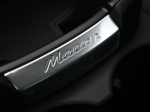 Used 2026 Porsche Macan Turbo AWD/4WD image 19