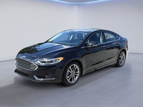 Certified 2020 Ford Fusion SEL FWD image 2