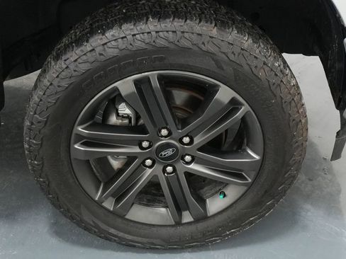 Used 2018 Ford F150 XL w/ Equipment Group 101A Mid AWD/4WD image 12