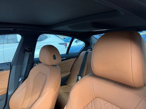 Used 2023 BMW 530i w/ Convenience Package image 15