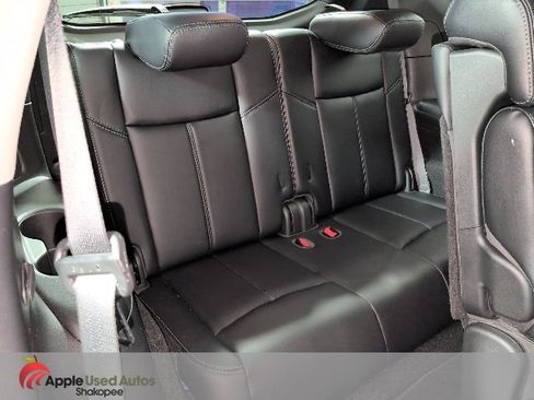 Used 2019 Nissan Pathfinder SL image 40