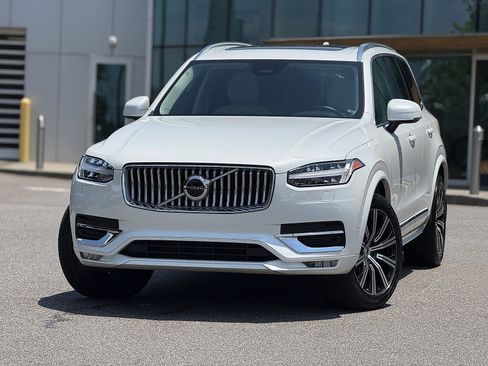 Certified 2023 Volvo XC90 B6 Plus w/ Protection Package Premier AWD/4WD image 1