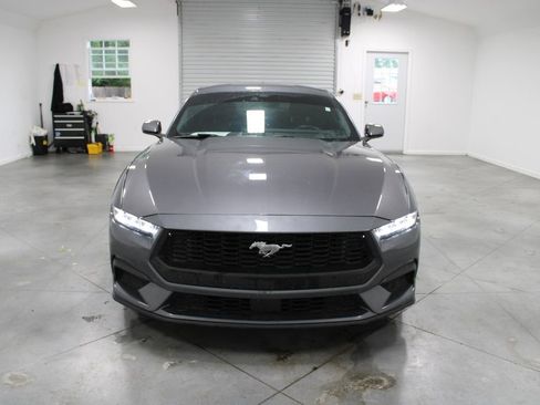 Used 2024 Ford Mustang Premium RWD image 3