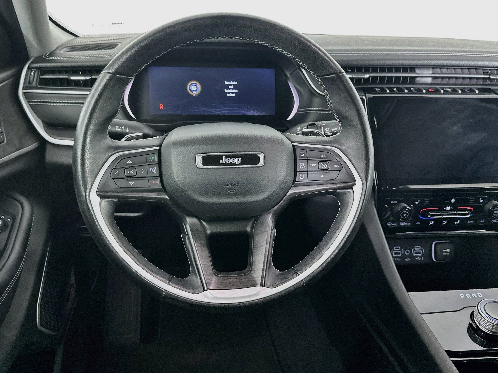 Used 2022 Jeep Grand Cherokee L Limited RWD image 18