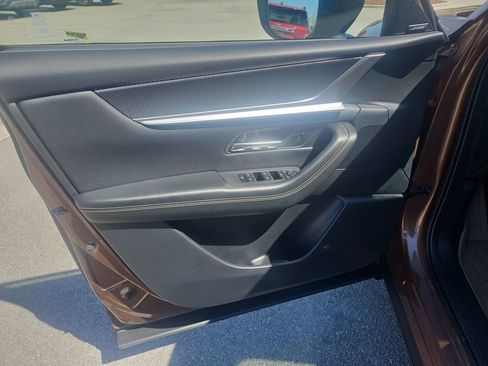 Used 2025 MAZDA CX-70 3.3 Turbo S w/ Premium Package image 17